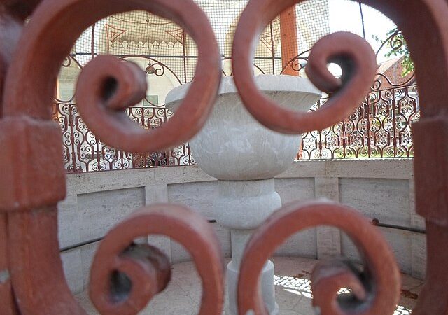 Ferhadija,_Ferhad-pašina_džamija_06