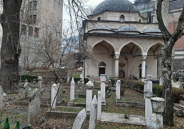 Ferhat_Pasha_Mosque_cemetery,_Sarajevo_20250223_06